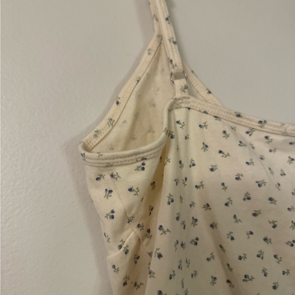 Floral Brandy Melville Tank - Picture 8 of 8